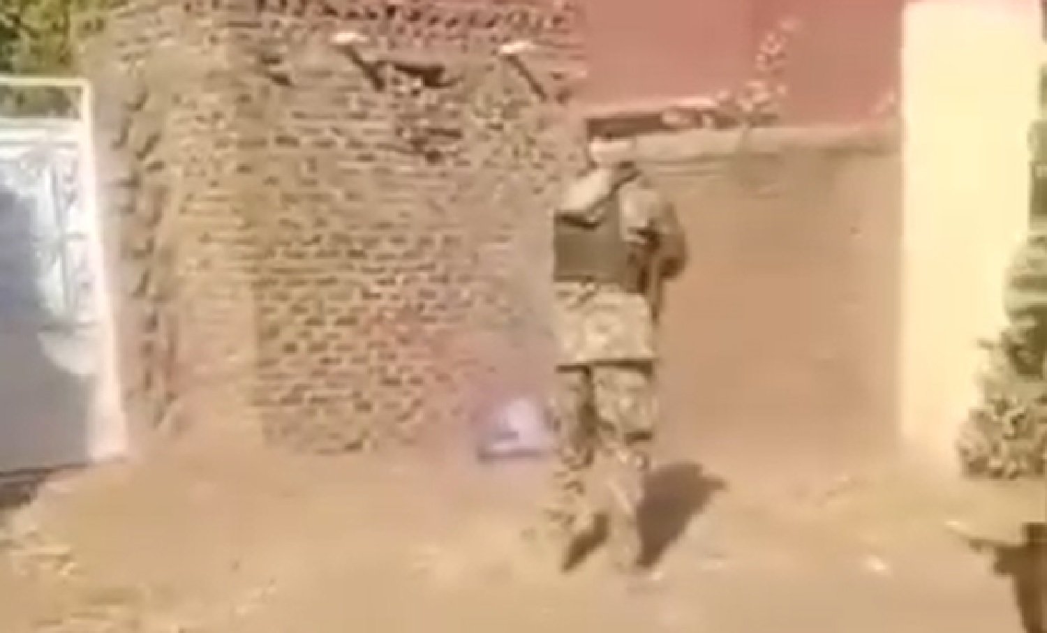 محامو الطواري: الجيش والمجموعات المسانده له ترتكب انتهاكات وصلت حد إعدام المواطنين بالخرطوم