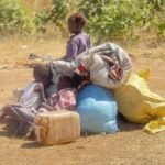 أطفال بلا أمهات يصلون إلى مخيمات طويلة بعد هجمات الدعم السريع على الفاشر