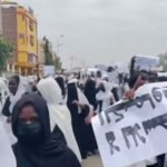 تظاهرات بنيالا تندد بإستخدام الجيش السوداني للسلاح الكيميائي